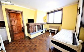 Baite Costaccia App 4 By Livigno Accomodation